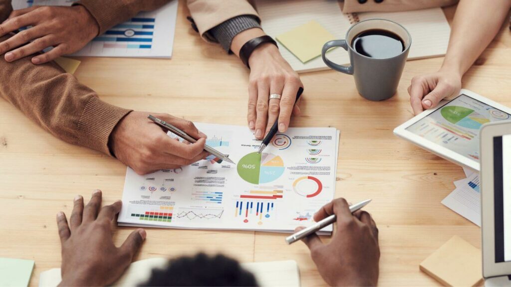 Photo of people using mindfulness to hold better meetings